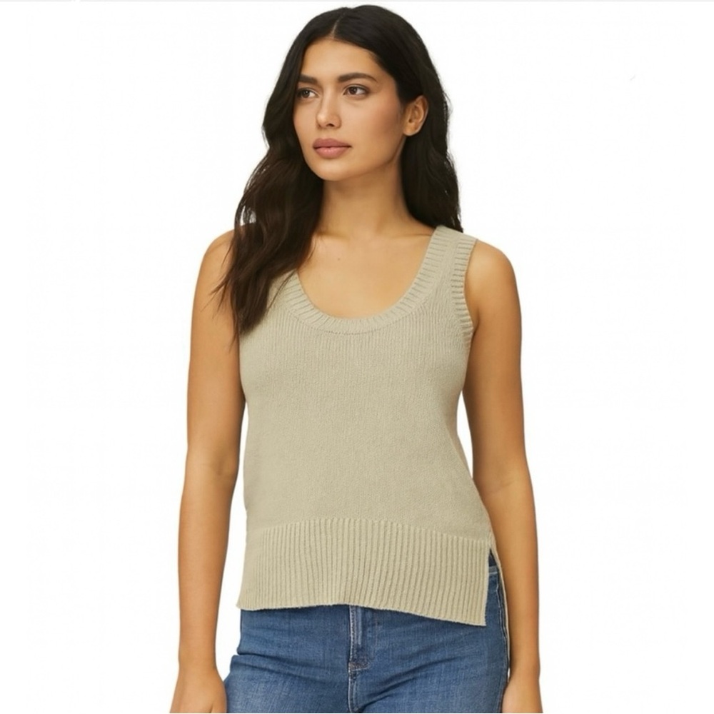 Banana Republic Neutral Cream Hi Low Ribbed Hem Sleveless‎ Knit Top, Medium